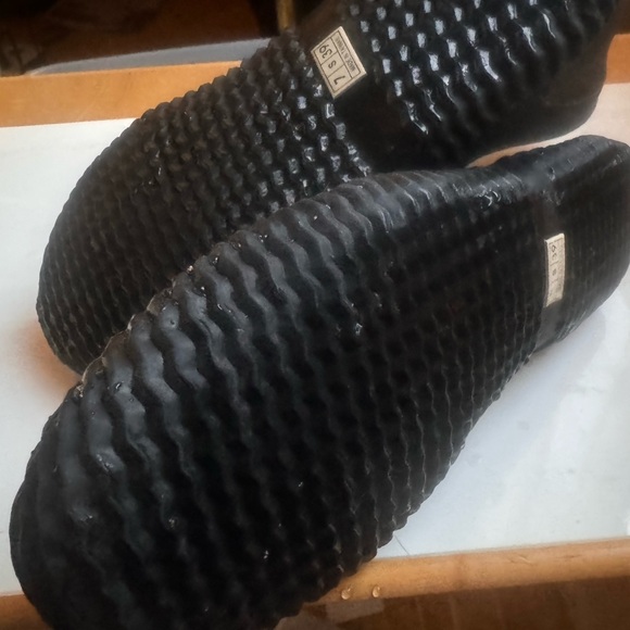 Brooks neoprene boots - Picture 3 of 5